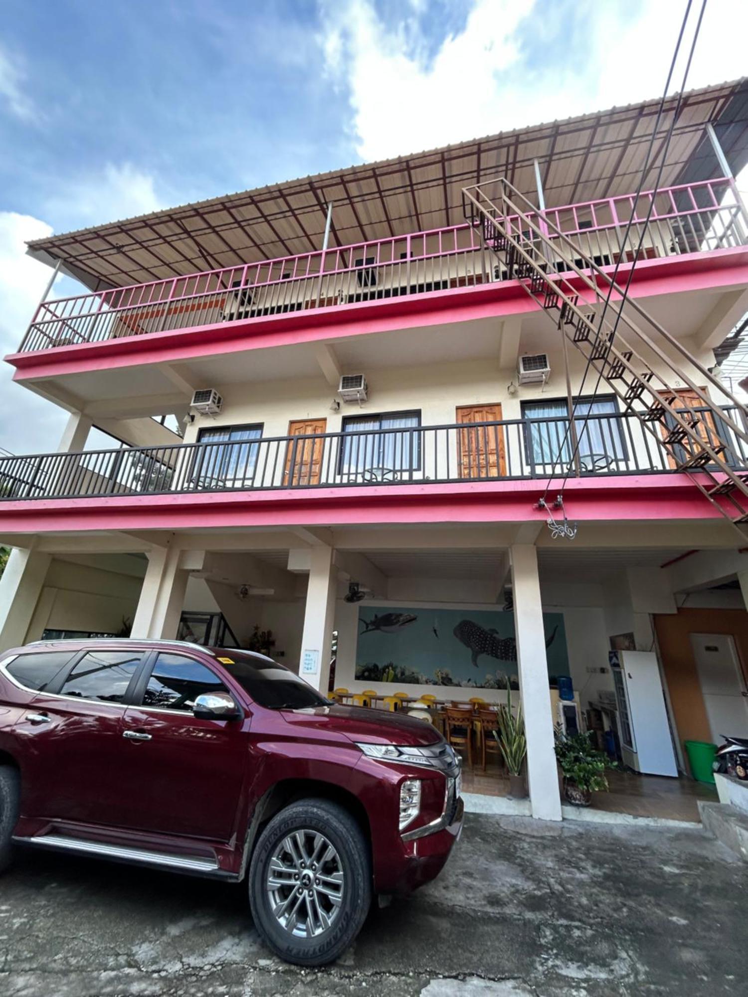 The Biggies Inn Oslob Luaran gambar